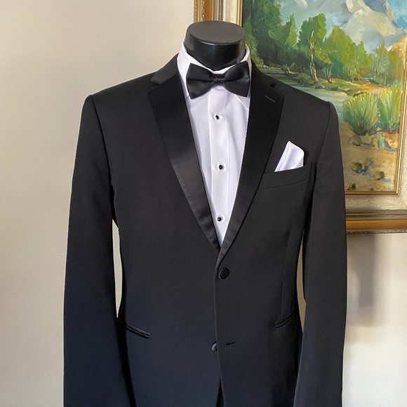 Ike Two Button Notch Tuxedo Jacket - Various Sizes - Black - Picture 2 of 9